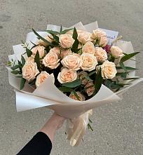 Букет Кремовые розы Латте в Рахманово