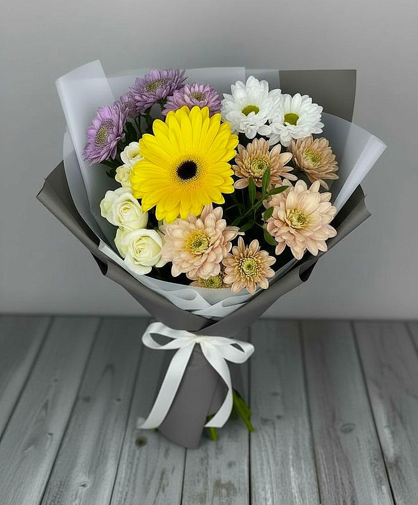 Букет цветов из: Розы, Герберы и Хризантемы в Рахманово