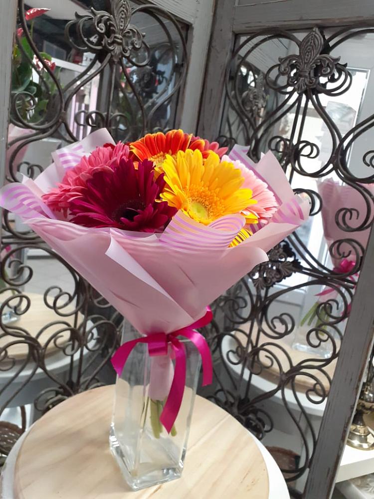 Букет цветов из: Герберы в Рахманово