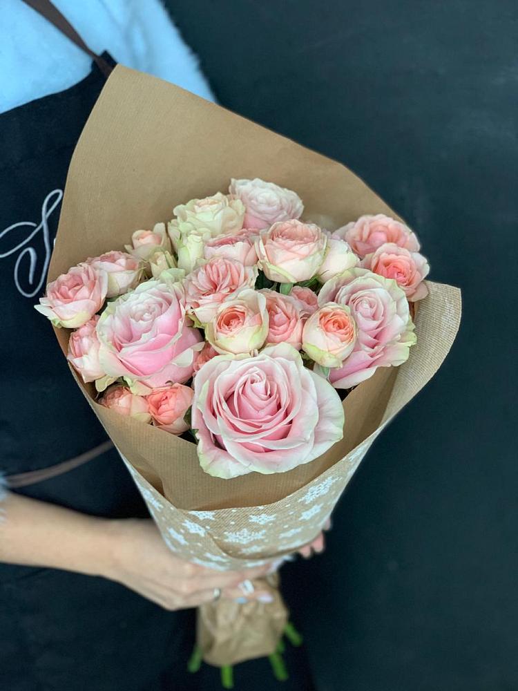 Букет цветов из: Хризантемы и Розы в Рахманово