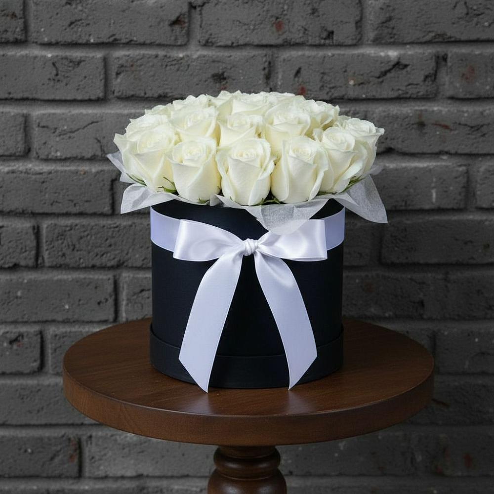 Цветочная композиция из Розы в шляпной коробке в Рахманово