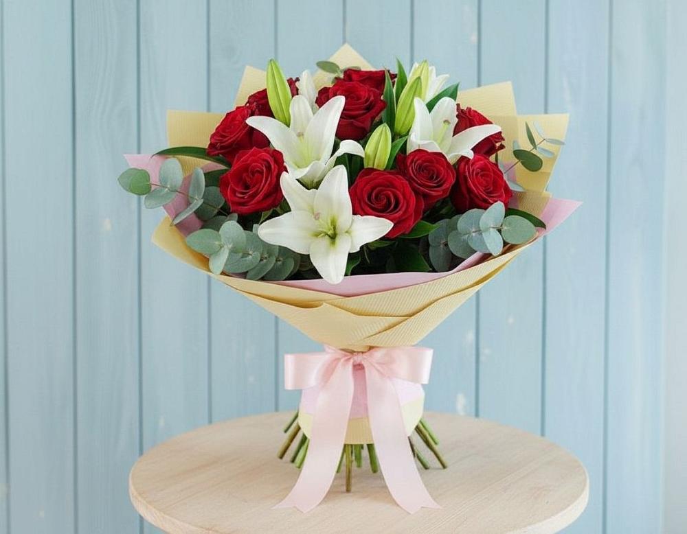 Букет цветов из: Лилии и Розы в Рахманово